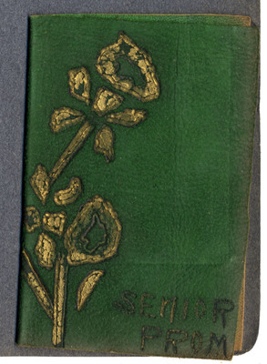 Green piece of leather with &amp;acirc;&amp;euro;&amp;oelig;senior prom&amp;acirc;&amp;euro; on it